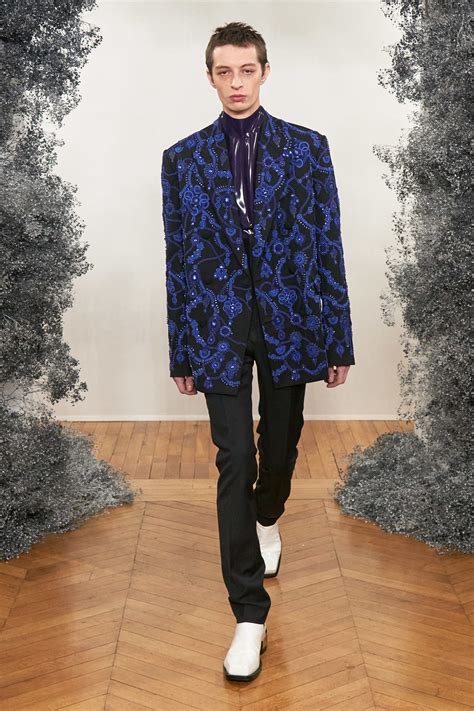 givenchy sfilata uomo|Givenchy Fall 2020 Menswear Collection .